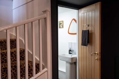 Ultimate Glam, Vintage Central Pad. Cool 70S Bar. Bournemouth Buitenkant foto